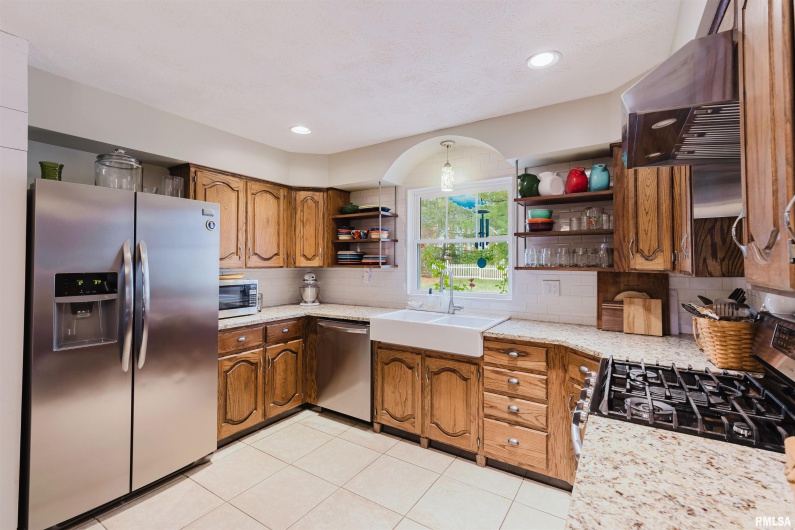 1502 NAGEL Drive, Marion, Illinois 62959, 4 Bedrooms Bedrooms, 0 ,3 BathroomsBathrooms,Residential,For Sale,NAGEL,0,RMAQC4269704