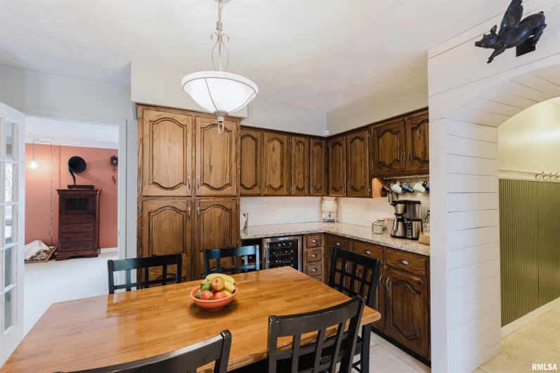 1502 NAGEL Drive, Marion, Illinois 62959, 4 Bedrooms Bedrooms, 0 ,3 BathroomsBathrooms,Residential,For Sale,NAGEL,0,RMAQC4269704