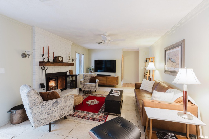 1502 NAGEL Drive, Marion, Illinois 62959, 4 Bedrooms Bedrooms, 0 ,3 BathroomsBathrooms,Residential,For Sale,NAGEL,0,RMAQC4269704