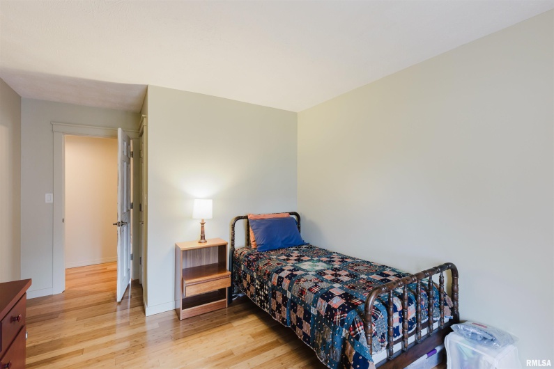 1502 NAGEL Drive, Marion, Illinois 62959, 4 Bedrooms Bedrooms, 0 ,3 BathroomsBathrooms,Residential,For Sale,NAGEL,0,RMAQC4269704