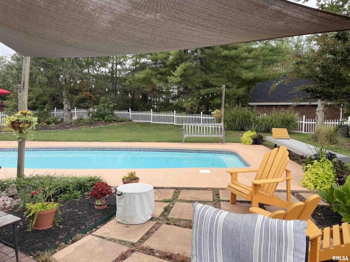 1502 NAGEL Drive, Marion, Illinois 62959, 4 Bedrooms Bedrooms, 0 ,3 BathroomsBathrooms,Residential,For Sale,NAGEL,0,RMAQC4269704