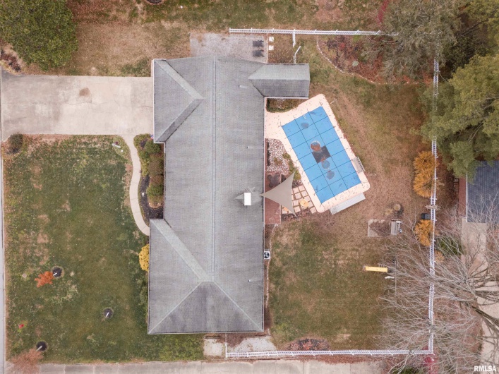 1502 NAGEL Drive, Marion, Illinois 62959, 4 Bedrooms Bedrooms, 0 ,3 BathroomsBathrooms,Residential,For Sale,NAGEL,0,RMAQC4269704