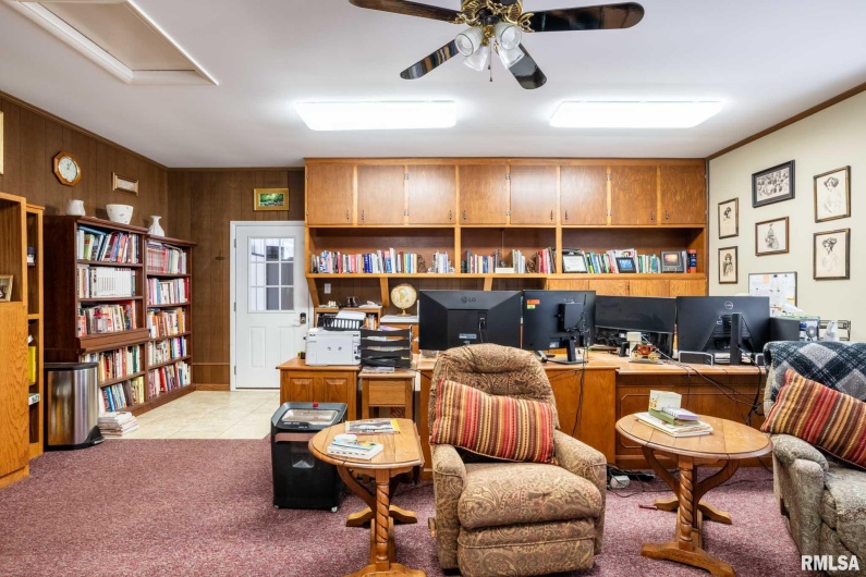 105 Woodlake Lane, Eldorado, Illinois 62930, 3 Bedrooms Bedrooms, 0 ,2 BathroomsBathrooms,Residential,For Sale,Woodlake,0,RMAEB460662