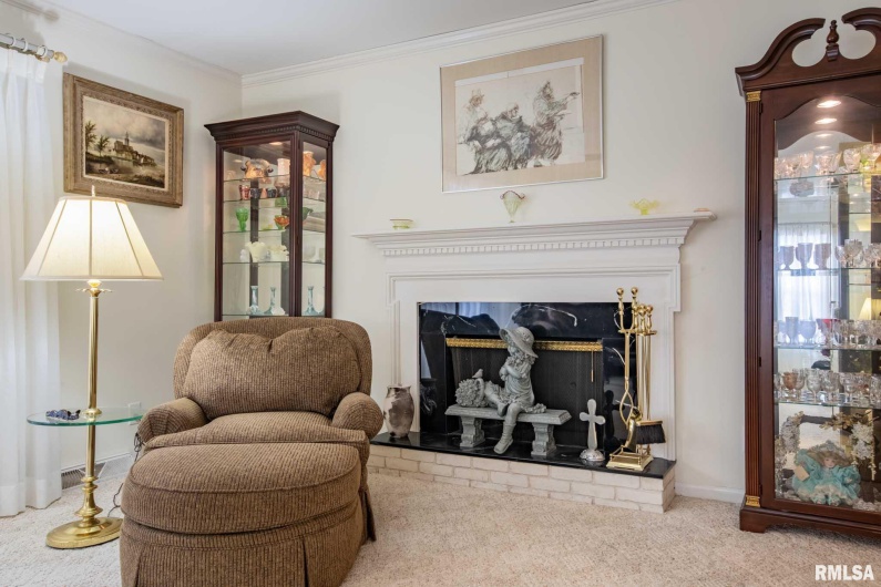 105 Woodlake Lane, Eldorado, Illinois 62930, 3 Bedrooms Bedrooms, 0 ,2 BathroomsBathrooms,Residential,For Sale,Woodlake,0,RMAEB460662