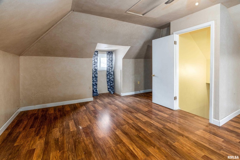 1918 KENNEDY Street, Murphysboro, Illinois 62966, 3 Bedrooms Bedrooms, 0 ,2 BathroomsBathrooms,Residential,For Sale,KENNEDY,0,RMAQC4269845