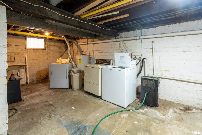 1918 KENNEDY Street, Murphysboro, Illinois 62966, 3 Bedrooms Bedrooms, 0 ,2 BathroomsBathrooms,Residential,For Sale,KENNEDY,0,RMAQC4269845