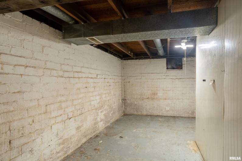 1918 KENNEDY Street, Murphysboro, Illinois 62966, 3 Bedrooms Bedrooms, 0 ,2 BathroomsBathrooms,Residential,For Sale,KENNEDY,0,RMAQC4269845