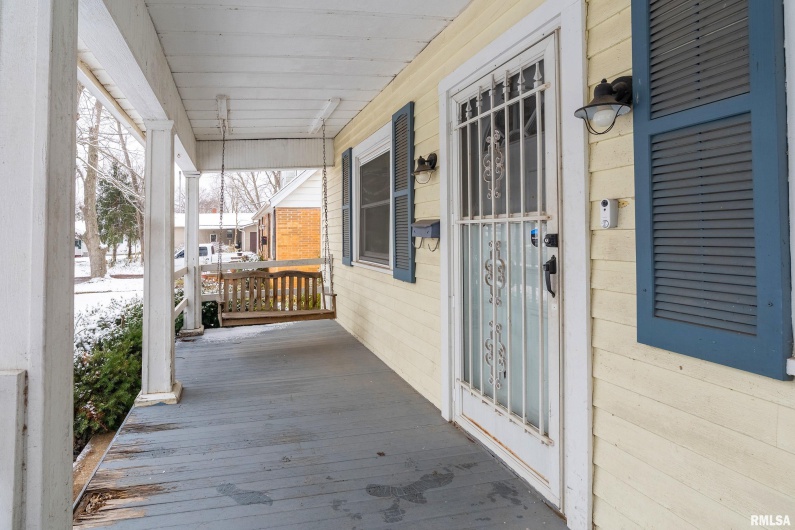 1918 KENNEDY Street, Murphysboro, Illinois 62966, 3 Bedrooms Bedrooms, 0 ,2 BathroomsBathrooms,Residential,For Sale,KENNEDY,0,RMAQC4269845