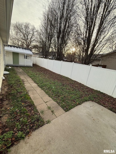 1321 7TH Street, Herrin, Illinois 62948, 3 Bedrooms Bedrooms, 0 ,2 BathroomsBathrooms,Residential,For Sale,7TH,0,RMAQC4269854