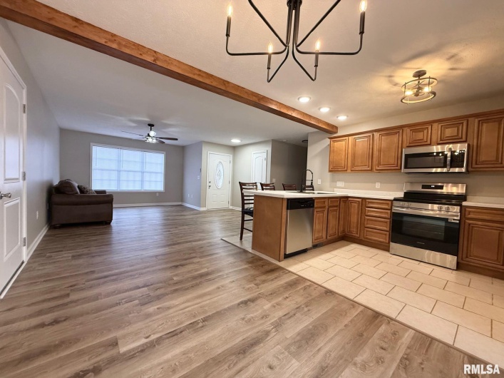 1321 7TH Street, Herrin, Illinois 62948, 3 Bedrooms Bedrooms, 0 ,2 BathroomsBathrooms,Residential,For Sale,7TH,0,RMAQC4269854