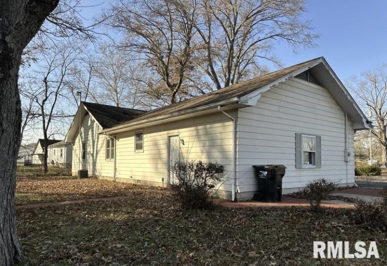 7345 US Hwy 45 S, Carrier Mills, Illinois 62917, 3 Bedrooms Bedrooms, 0 ,1 BathroomBathrooms,Residential,For Sale,US Hwy 45 S,0,RMAEB460677