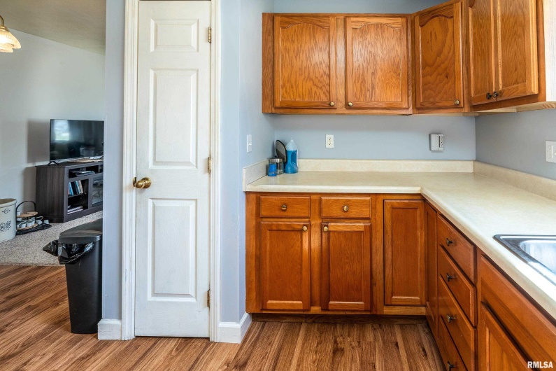 902 TAFT Street, Marion, Illinois 62959, 2 Bedrooms Bedrooms, 0 ,1 BathroomBathrooms,Residential,For Sale,TAFT,0,RMAQC4268105