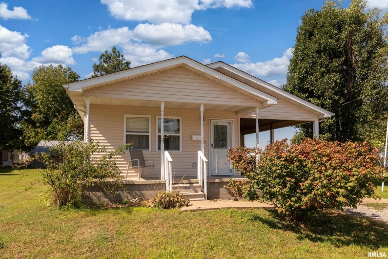 902 TAFT Street, Marion, Illinois 62959, 2 Bedrooms Bedrooms, 0 ,1 BathroomBathrooms,Residential,For Sale,TAFT,0,RMAQC4268105