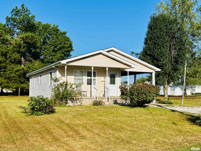 902 TAFT Street, Marion, Illinois 62959, 2 Bedrooms Bedrooms, 0 ,1 BathroomBathrooms,Residential,For Sale,TAFT,0,RMAQC4268105