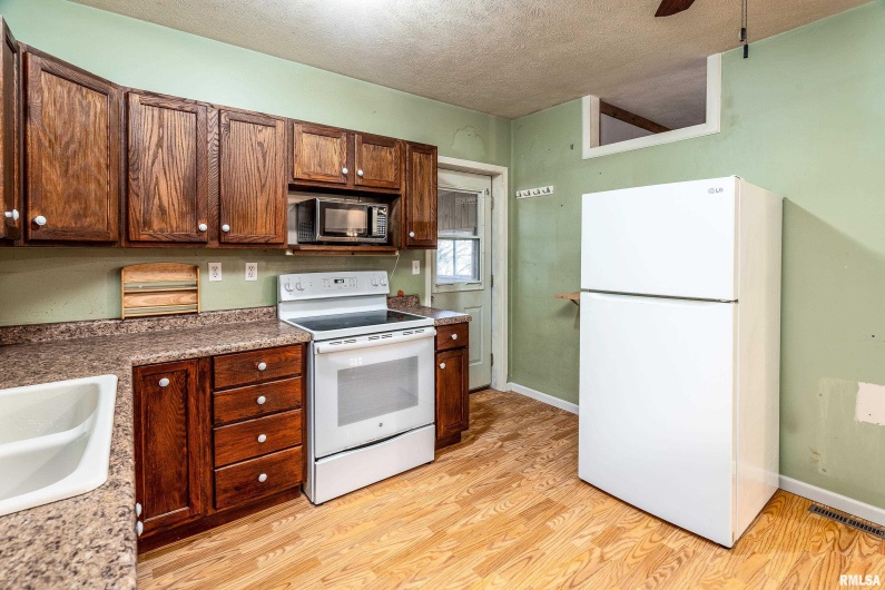 308 Spillertown Road, Marion, Illinois 62959, 1 Bedroom Bedrooms, 0 ,1 BathroomBathrooms,Residential,For Sale,Spillertown,0,RMAQC4269886