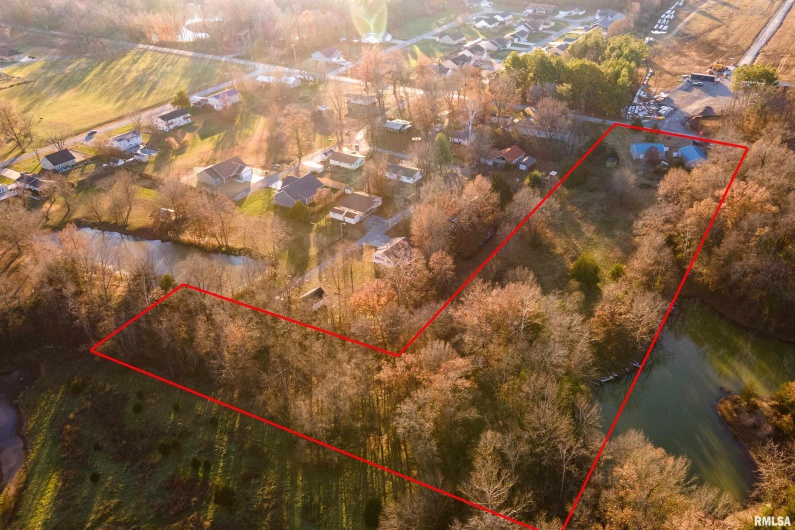 308 Spillertown Road, Marion, Illinois 62959, 1 Bedroom Bedrooms, 0 ,1 BathroomBathrooms,Residential,For Sale,Spillertown,0,RMAQC4269886