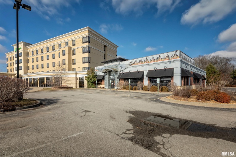 2310 Reed Station Parkway, Carbondale, Illinois 62901, 0 , 0 ,0,Commercial Sale,For Sale,Reed Station,0,RMAEB460688