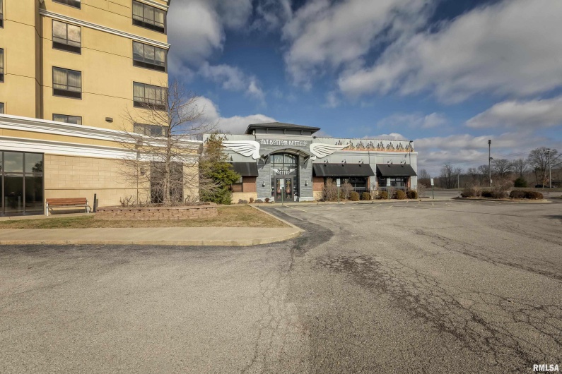 2310 Reed Station Parkway, Carbondale, Illinois 62901, 0 , 0 ,0,Commercial Sale,For Sale,Reed Station,0,RMAEB460688