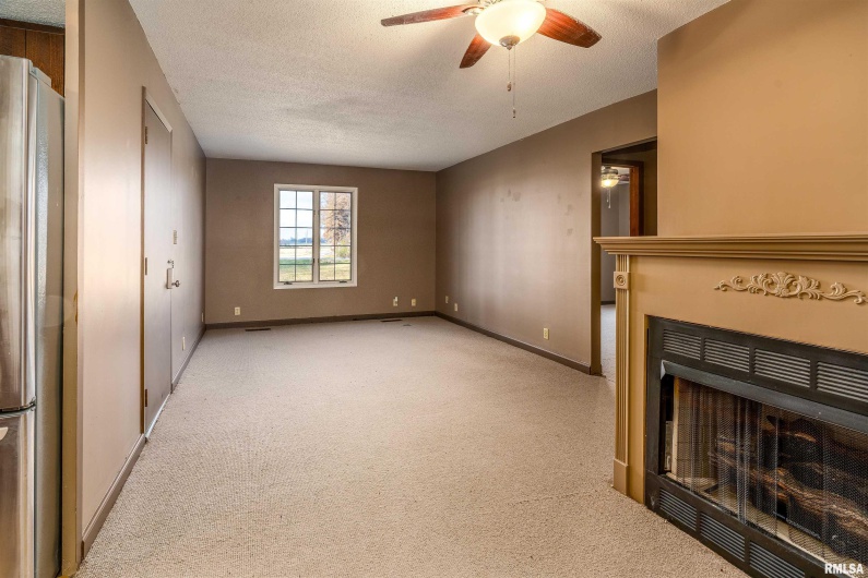 18662 Liberty School Road, Thompsonville, Illinois 62890, 3 Bedrooms Bedrooms, 0 ,2 BathroomsBathrooms,Residential,For Sale,Liberty School,0,RMAEB460690