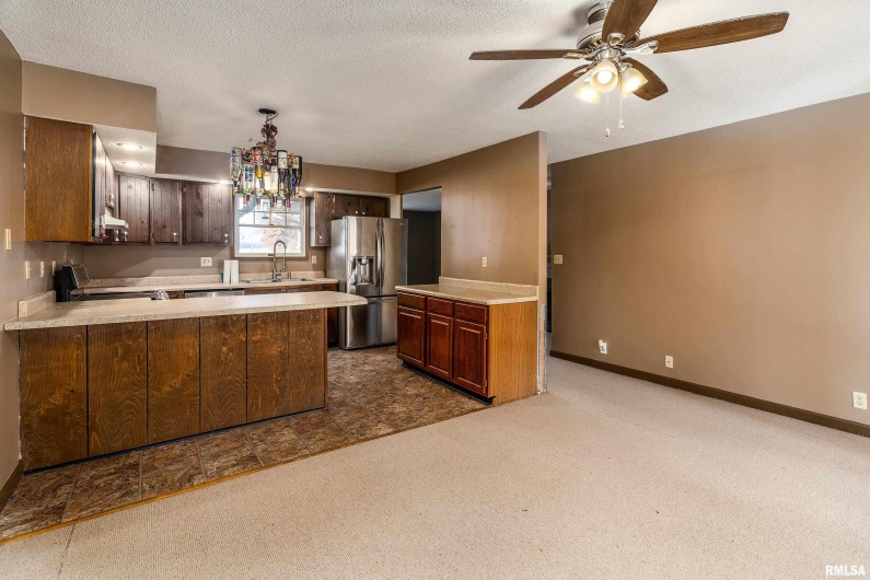 18662 Liberty School Road, Thompsonville, Illinois 62890, 3 Bedrooms Bedrooms, 0 ,2 BathroomsBathrooms,Residential,For Sale,Liberty School,0,RMAEB460690