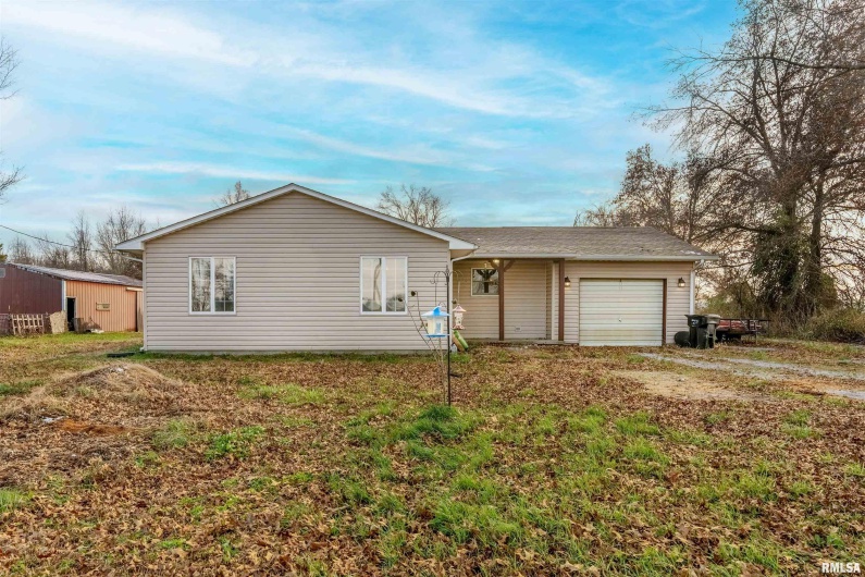 18662 Liberty School Road, Thompsonville, Illinois 62890, 3 Bedrooms Bedrooms, 0 ,2 BathroomsBathrooms,Residential,For Sale,Liberty School,0,RMAEB460690