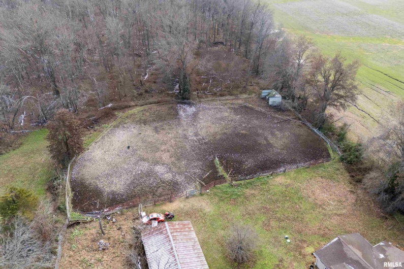 18662 Liberty School Road, Thompsonville, Illinois 62890, 3 Bedrooms Bedrooms, 0 ,2 BathroomsBathrooms,Residential,For Sale,Liberty School,0,RMAEB460690