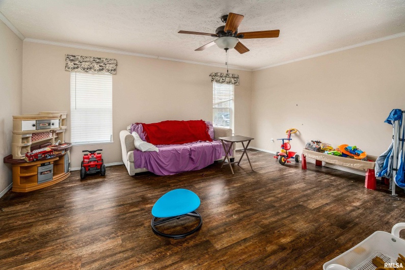 1201 PINE RIDGE Lane, Makanda, Illinois 62958, 3 Bedrooms Bedrooms, 0 ,2 BathroomsBathrooms,Residential,For Sale,PINE RIDGE,0,RMAEB460691