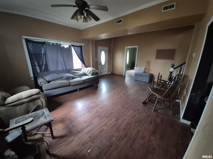 117 MONROE Street, Golconda, Illinois 62938, 2 Bedrooms Bedrooms, 0 ,1 BathroomBathrooms,Residential,For Sale,MONROE,0,RMAEB460693