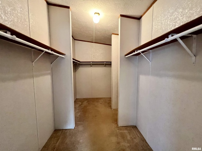 14809 Sulphur Springs Road, Creal Springs, Illinois 62922, 4 Bedrooms Bedrooms, 0 ,3 BathroomsBathrooms,Residential,For Sale,Sulphur Springs,0,RMAQC4269902