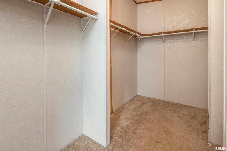 14809 Sulphur Springs Road, Creal Springs, Illinois 62922, 4 Bedrooms Bedrooms, 0 ,3 BathroomsBathrooms,Residential,For Sale,Sulphur Springs,0,RMAQC4269902