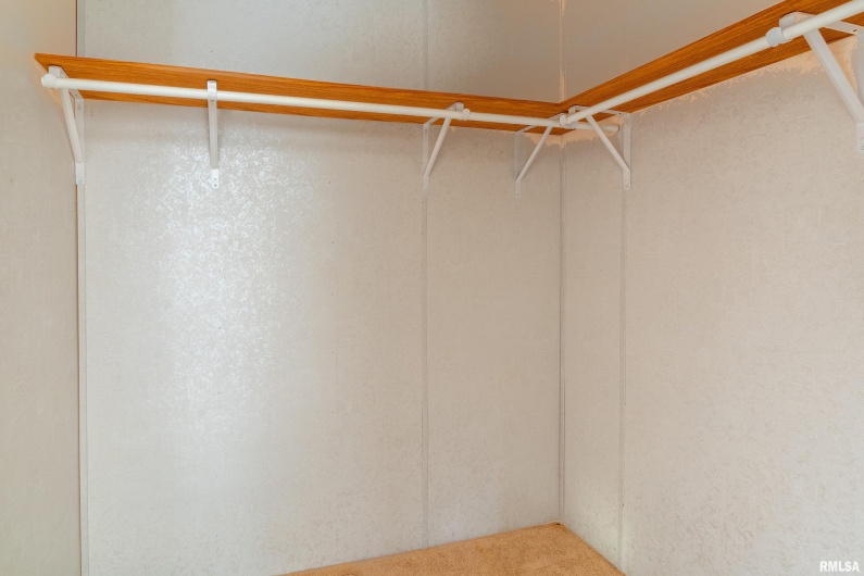 14809 Sulphur Springs Road, Creal Springs, Illinois 62922, 4 Bedrooms Bedrooms, 0 ,3 BathroomsBathrooms,Residential,For Sale,Sulphur Springs,0,RMAQC4269902