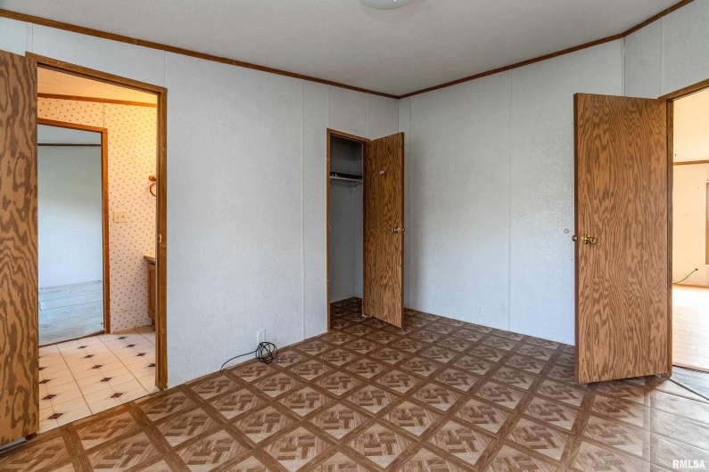 14809 Sulphur Springs Road, Creal Springs, Illinois 62922, 4 Bedrooms Bedrooms, 0 ,3 BathroomsBathrooms,Residential,For Sale,Sulphur Springs,0,RMAQC4269902