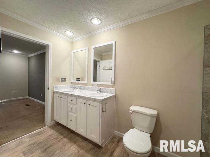 509 MADISON Street, Herrin, Illinois 62948, 3 Bedrooms Bedrooms, 0 ,2 BathroomsBathrooms,Residential,For Sale,MADISON,0,RMAEB460485