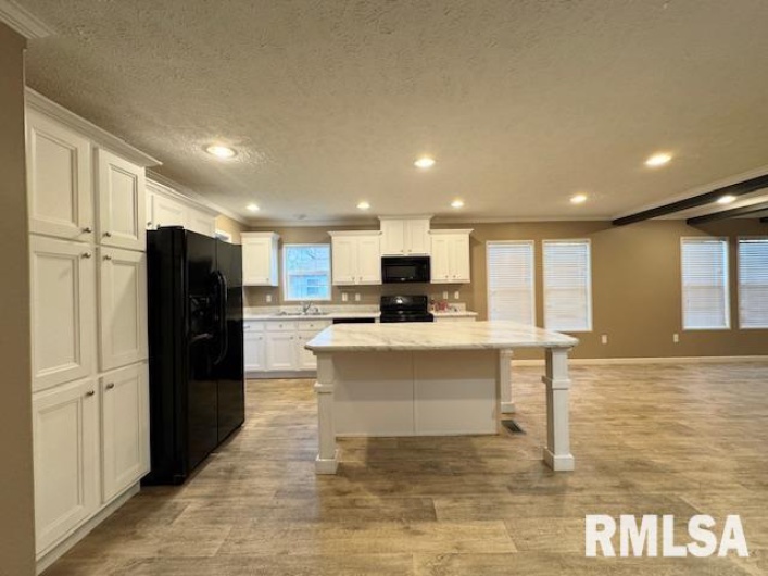 509 MADISON Street, Herrin, Illinois 62948, 3 Bedrooms Bedrooms, 0 ,2 BathroomsBathrooms,Residential,For Sale,MADISON,0,RMAEB460485