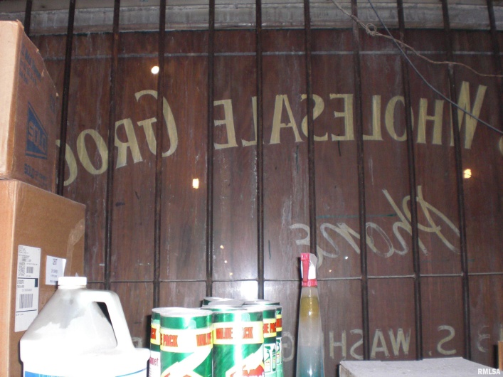 113 WASHINGTON Street, Carbondale, Illinois 62901, 0 , 0 ,0,Commercial Sale,For Sale,WASHINGTON,0,RMAEB444056