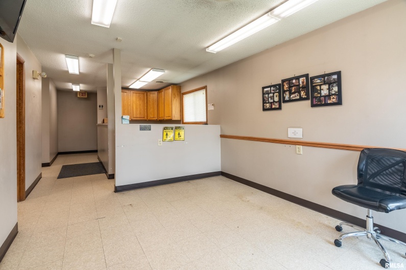 631 PERSHING Street, Energy, Illinois 62933, 0 , 0 ,0,Commercial Sale,For Sale,PERSHING,0,RMAEB457460