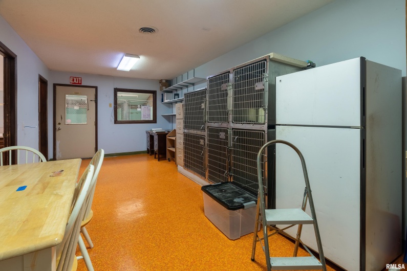 3014 ILLINOIS Avenue, Carbondale, Illinois 62903, 0 , 0 ,0,Commercial Sale,For Sale,ILLINOIS,0,RMAEB457464