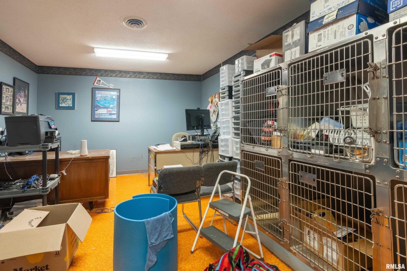 3014 ILLINOIS Avenue, Carbondale, Illinois 62903, 0 , 0 ,0,Commercial Sale,For Sale,ILLINOIS,0,RMAEB457464