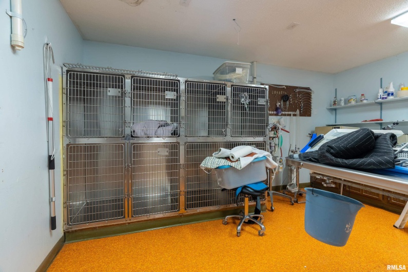 3014 ILLINOIS Avenue, Carbondale, Illinois 62903, 0 , 0 ,0,Commercial Sale,For Sale,ILLINOIS,0,RMAEB457464