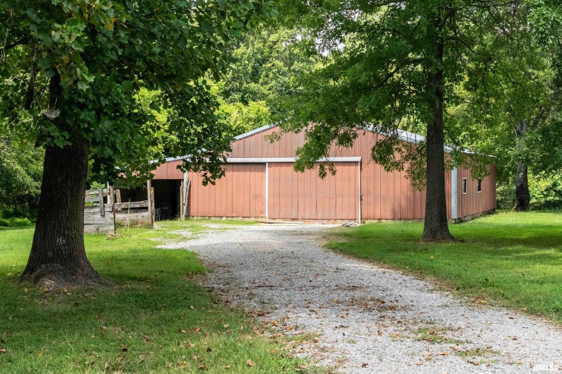 3014 ILLINOIS Avenue, Carbondale, Illinois 62903, 0 , 0 ,0,Commercial Sale,For Sale,ILLINOIS,0,RMAEB457464