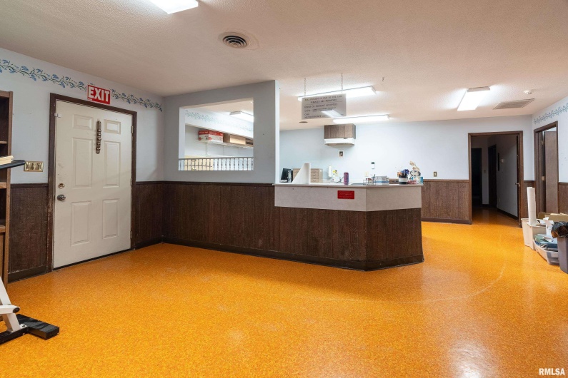 3014 ILLINOIS Avenue, Carbondale, Illinois 62903, 0 , 0 ,0,Commercial Sale,For Sale,ILLINOIS,0,RMAEB457464