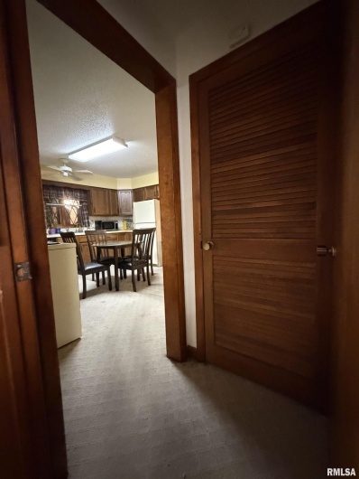 8576 Old Route 13, Marion, Illinois 62959, 3 Bedrooms Bedrooms, 0 ,2 BathroomsBathrooms,Residential,For Sale,Old Route 13,0,RMAEB460701