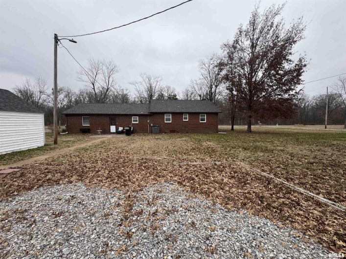 8576 Old Route 13, Marion, Illinois 62959, 3 Bedrooms Bedrooms, 0 ,2 BathroomsBathrooms,Residential,For Sale,Old Route 13,0,RMAEB460701
