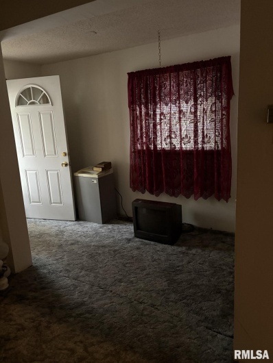 1606 & 1608 Faust Street, Marion, Illinois 62959, 3 Bedrooms Bedrooms, 0 ,1 BathroomBathrooms,Residential,For Sale,Faust,0,RMAEB458306