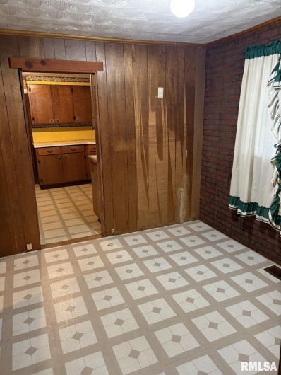 1606 & 1608 Faust Street, Marion, Illinois 62959, 3 Bedrooms Bedrooms, 0 ,1 BathroomBathrooms,Residential,For Sale,Faust,0,RMAEB458306