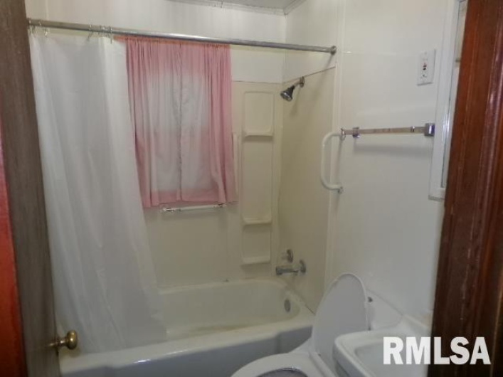 23 IL 34 S Route, Rosiclare, Illinois 62982, 2 Bedrooms Bedrooms, 0 ,1 BathroomBathrooms,Residential,For Sale,IL 34 S,0,RMAEB460711
