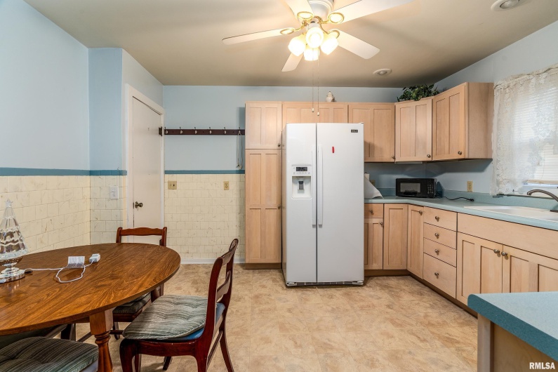 2320 McCord Street, Murphysboro, Illinois 62966, 2 Bedrooms Bedrooms, 0 ,1 BathroomBathrooms,Residential,For Sale,McCord,0,RMAEB460712