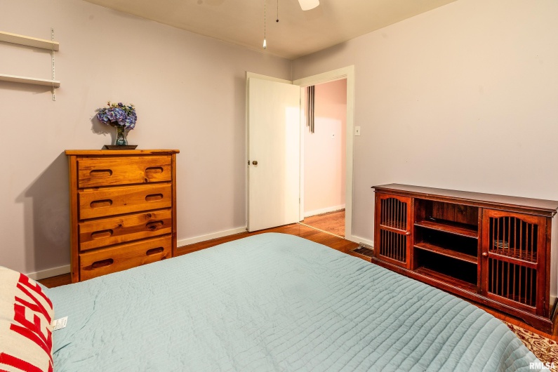 2320 McCord Street, Murphysboro, Illinois 62966, 2 Bedrooms Bedrooms, 0 ,1 BathroomBathrooms,Residential,For Sale,McCord,0,RMAEB460712