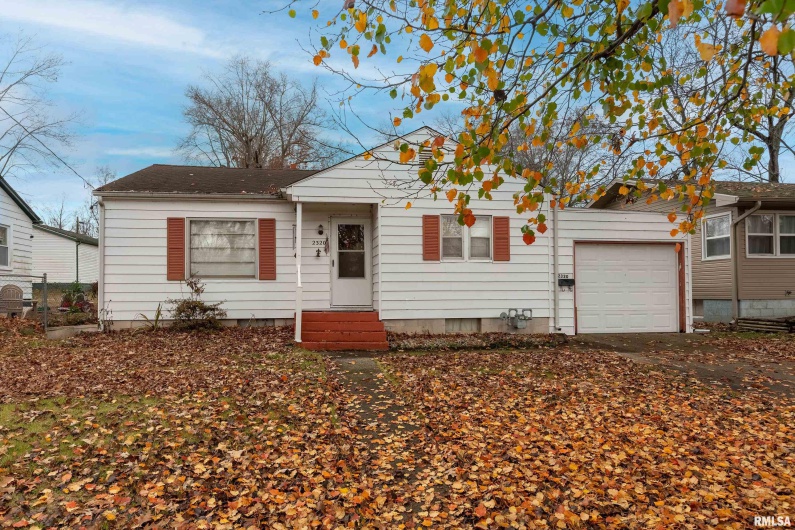 2320 McCord Street, Murphysboro, Illinois 62966, 2 Bedrooms Bedrooms, 0 ,1 BathroomBathrooms,Residential,For Sale,McCord,0,RMAEB460712