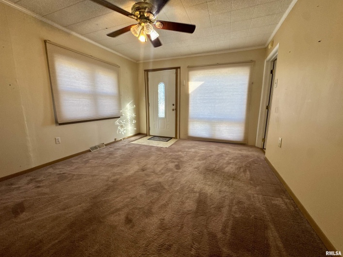 305 RAILROAD Street, Tamms, Illinois 62988, 4 Bedrooms Bedrooms, 0 ,1 BathroomBathrooms,Residential,For Sale,RAILROAD,0,RMAEB460721